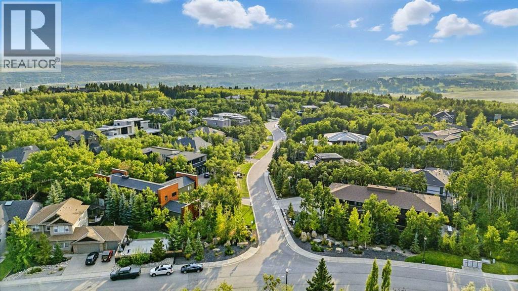 Single Family House for Sale in  Posthill Drive SW Springbank Hill Calgary 