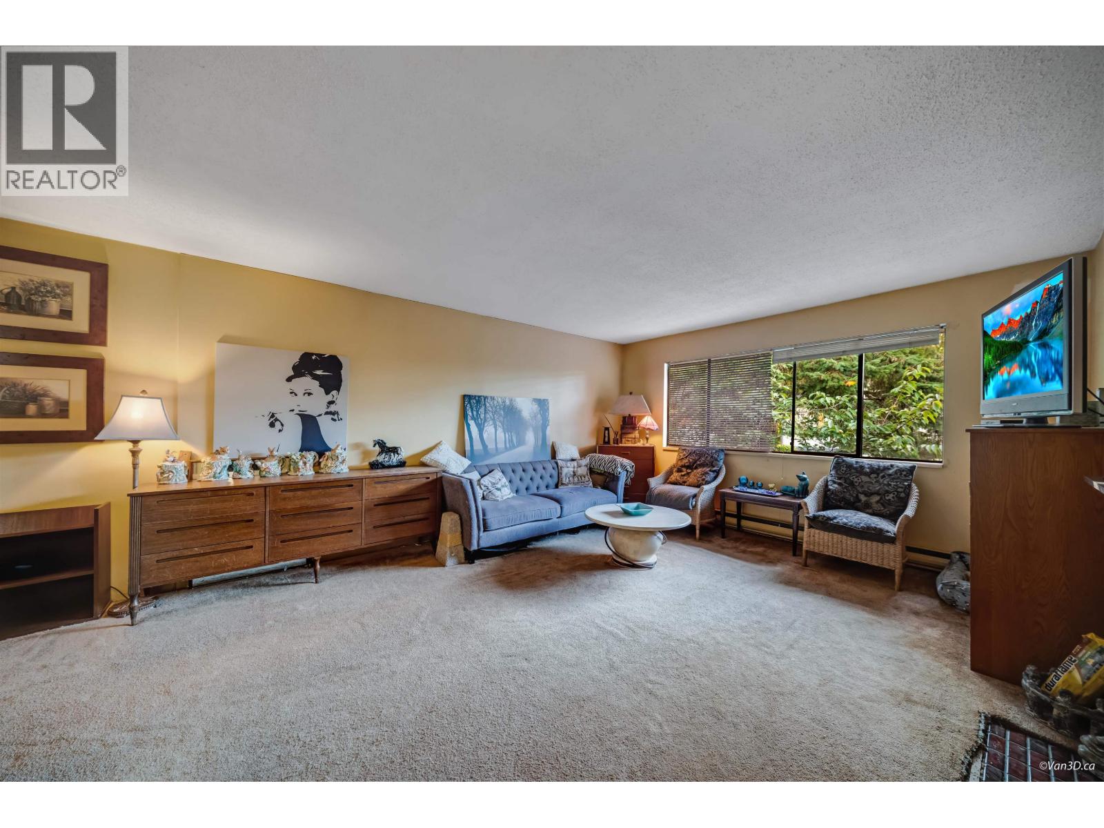 11666 KINGSBRIDGE Drive, Richmond