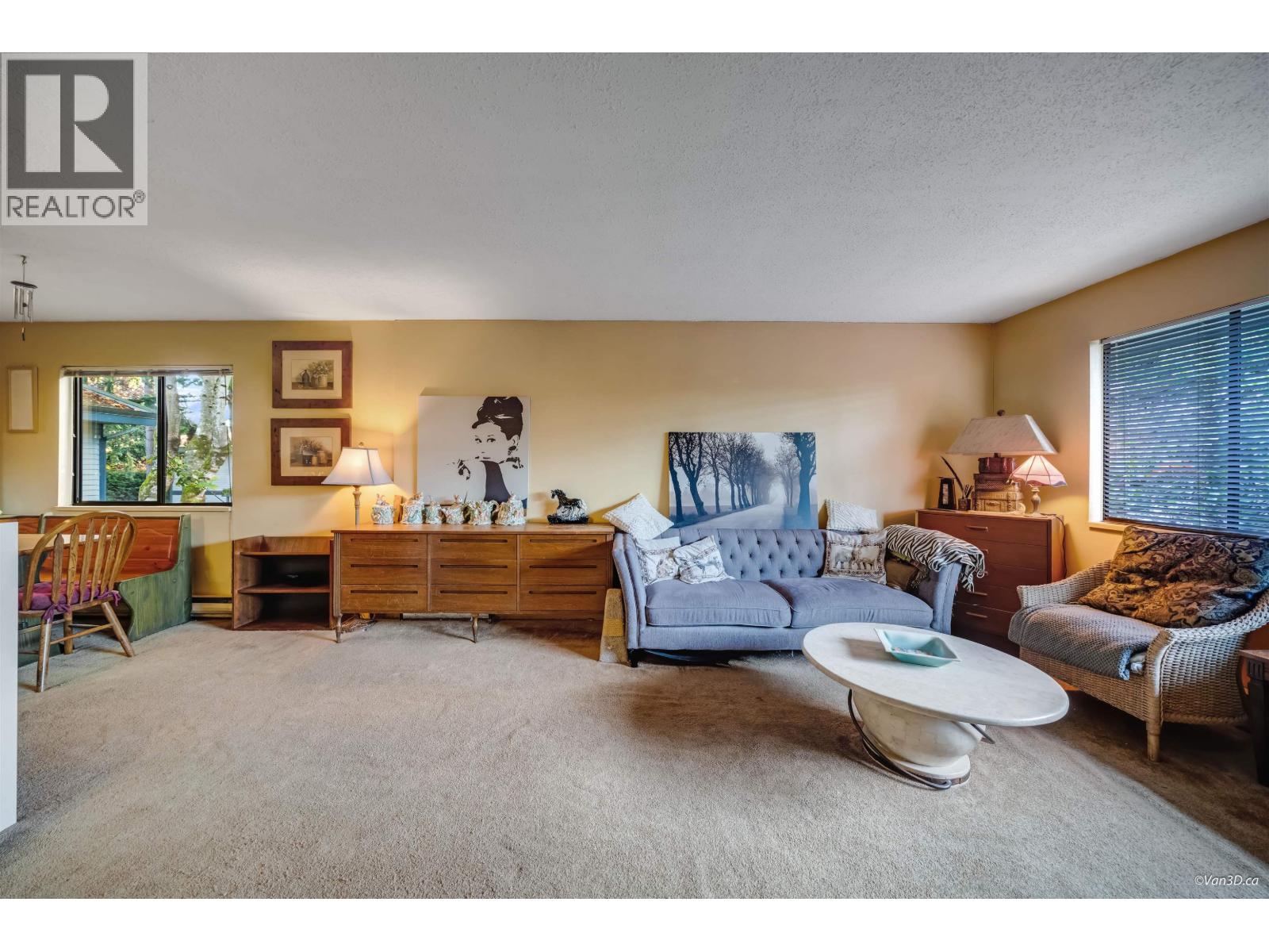 11666 KINGSBRIDGE Drive, Richmond