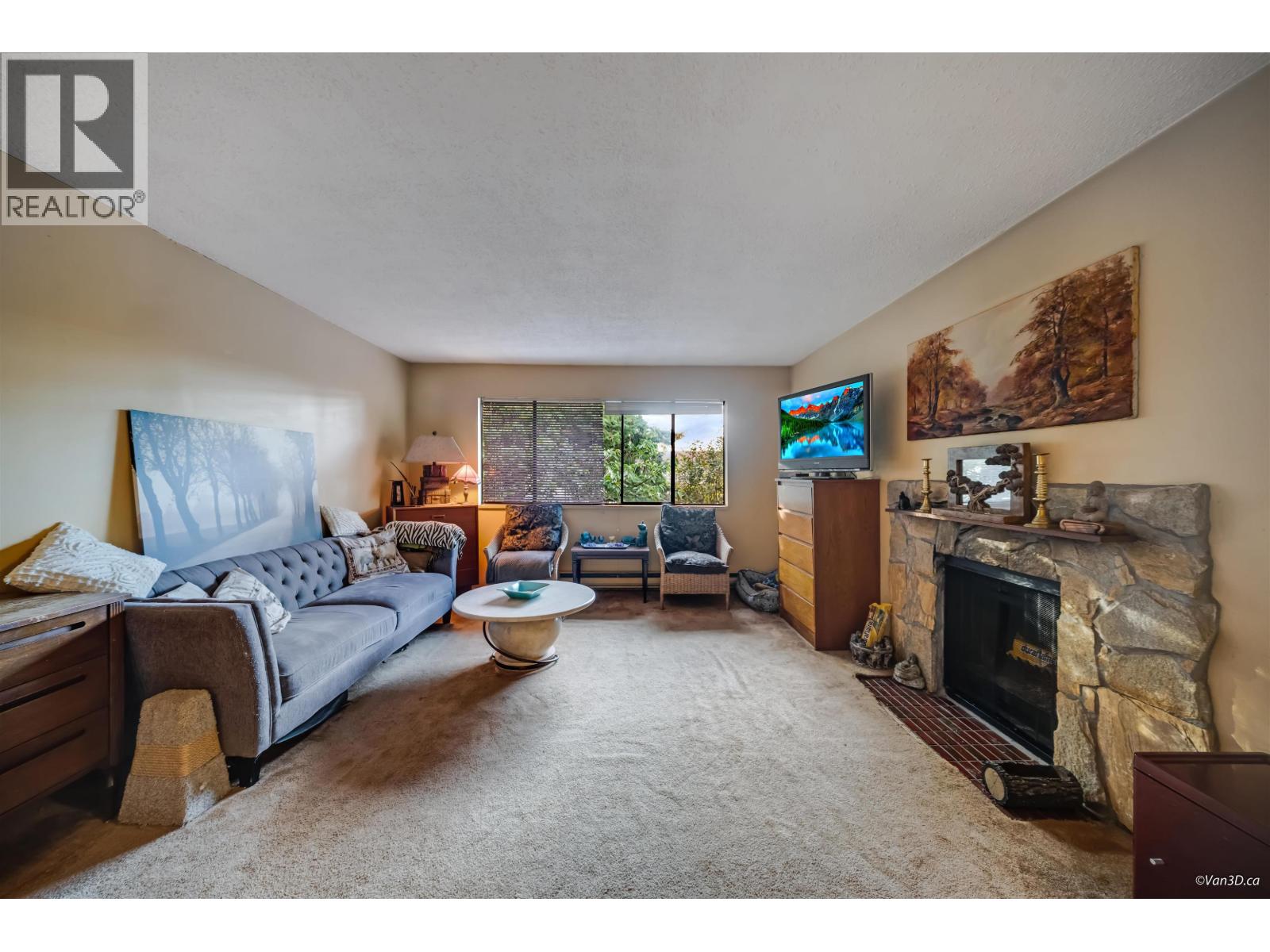 11666 KINGSBRIDGE Drive, Richmond