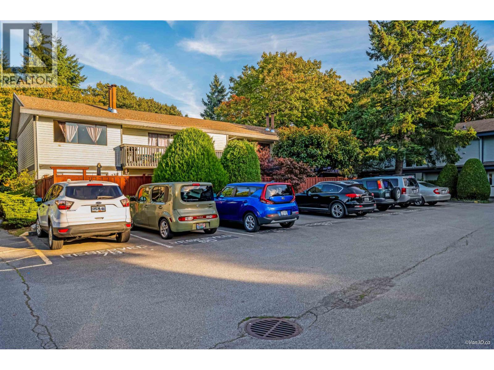 11666 KINGSBRIDGE Drive, Richmond