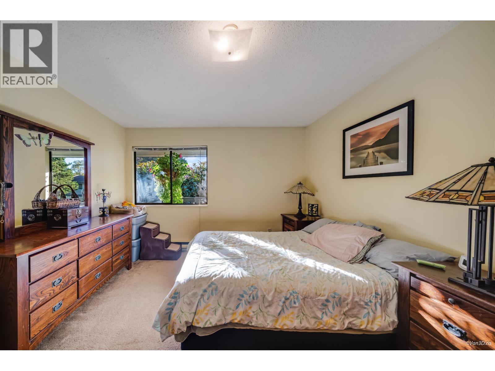 11666 KINGSBRIDGE Drive, Richmond