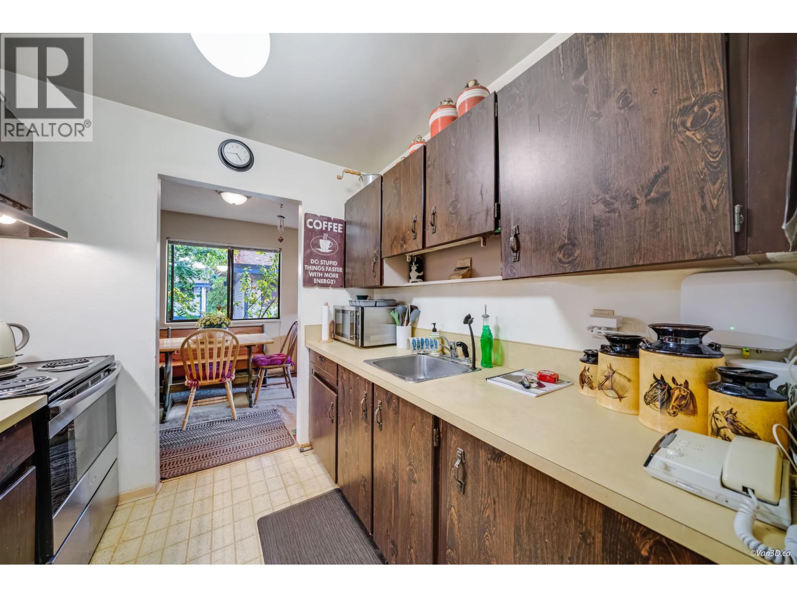 11666 KINGSBRIDGE Drive, Richmond
