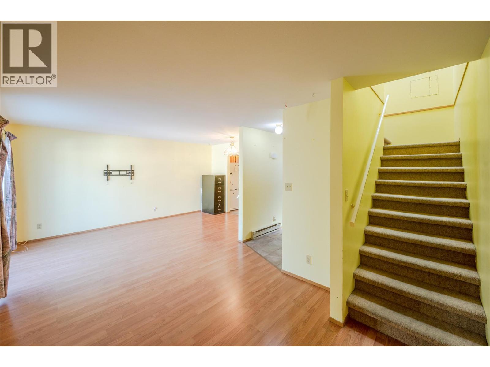 118 3004 South Main Street, Penticton
