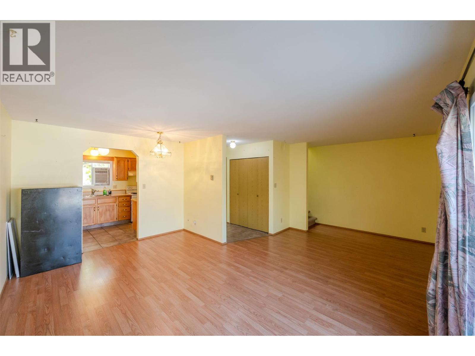 118 3004 South Main Street, Penticton