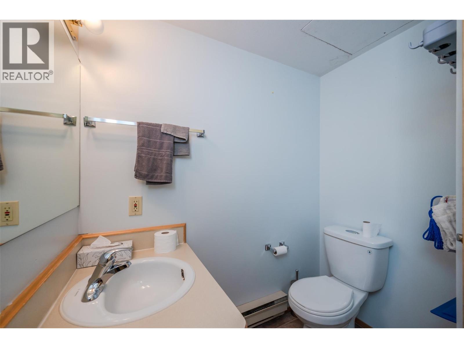 118 3004 South Main Street, Penticton