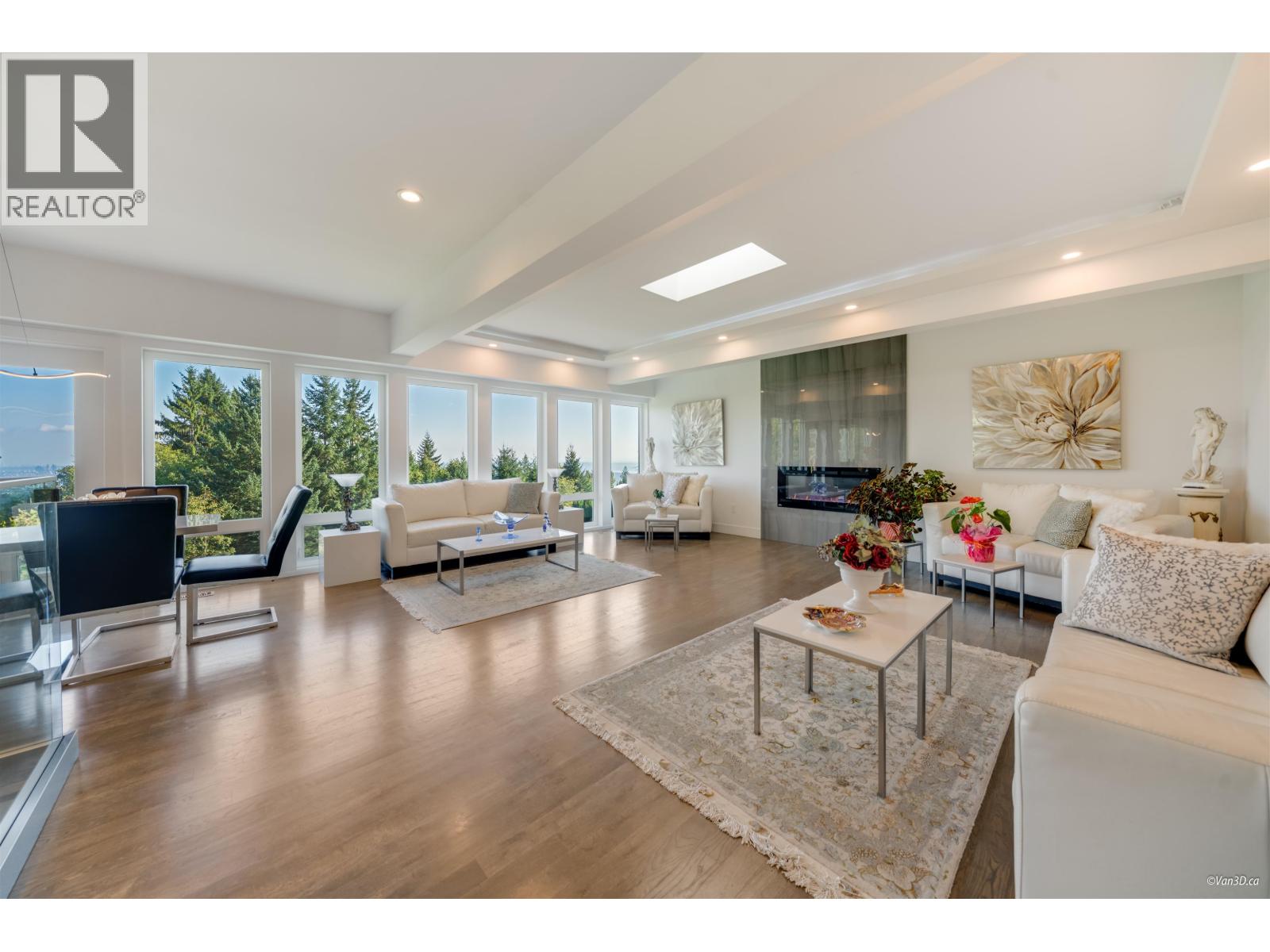 1135 GROVELAND COURT, West Vancouver