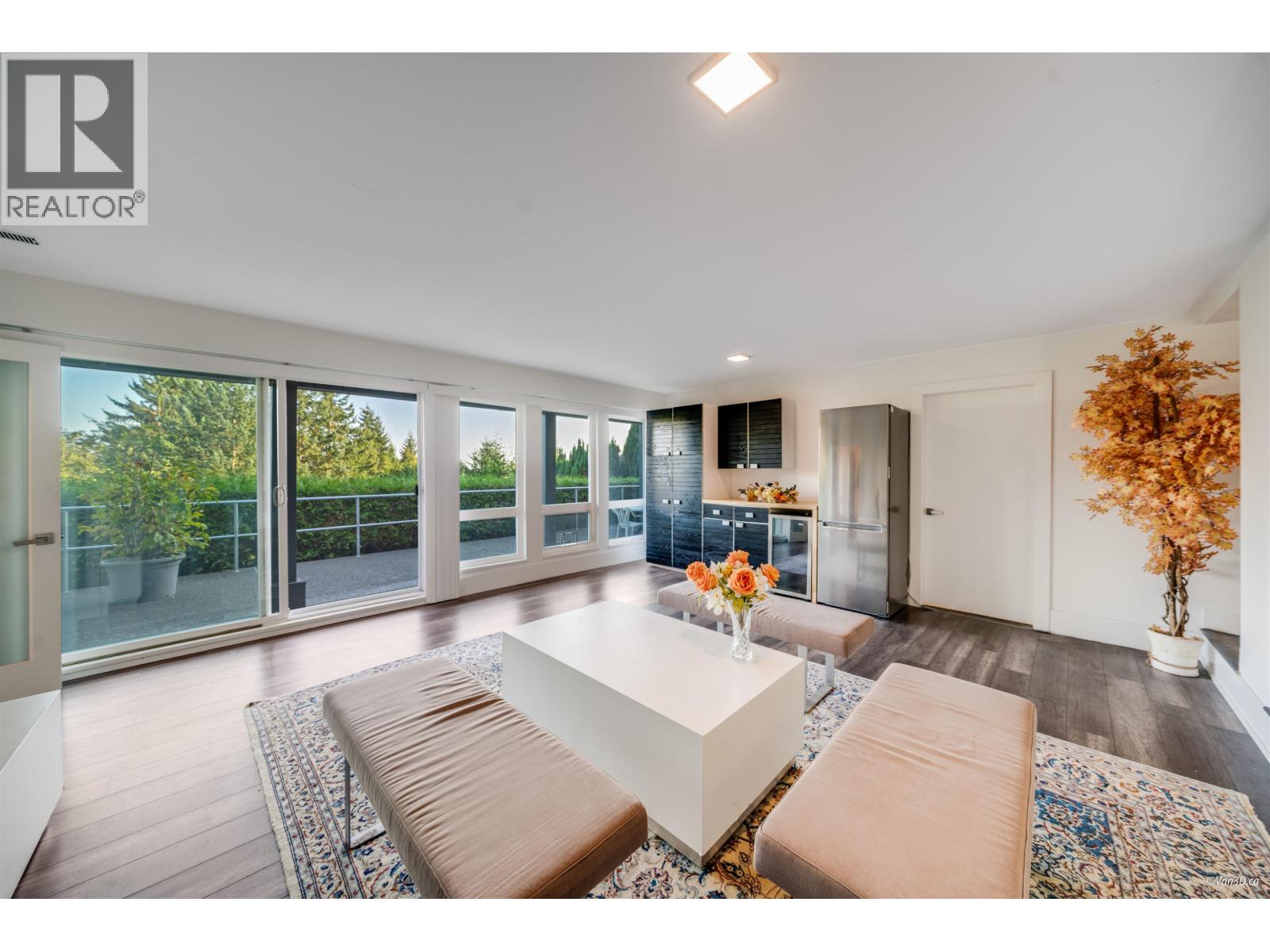 1135 GROVELAND COURT, West Vancouver