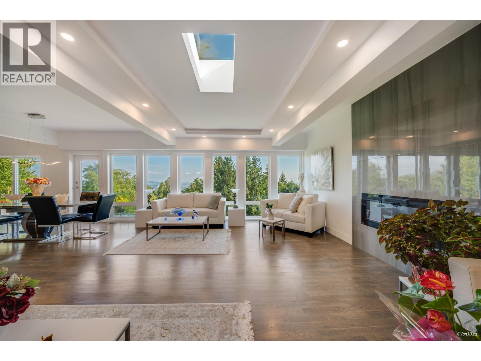 1135 GROVELAND COURT, West Vancouver