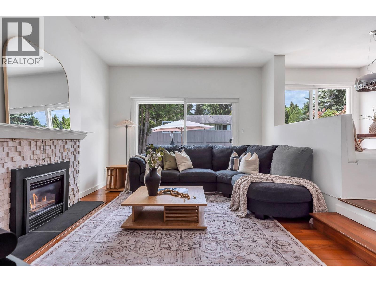 2021 RUFUS DRIVE, North Vancouver