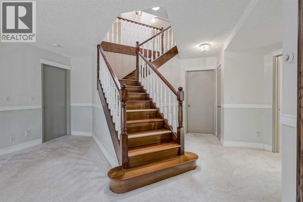 Single Family House Bungalow for Sale in  Hawkview Manor Place NW Hawkwood Calgary 