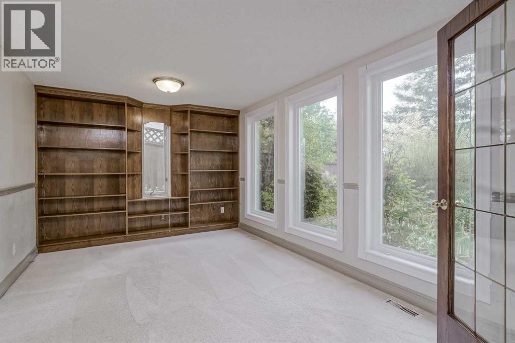 Single Family House Bungalow for Sale in  Hawkview Manor Place NW Hawkwood Calgary 