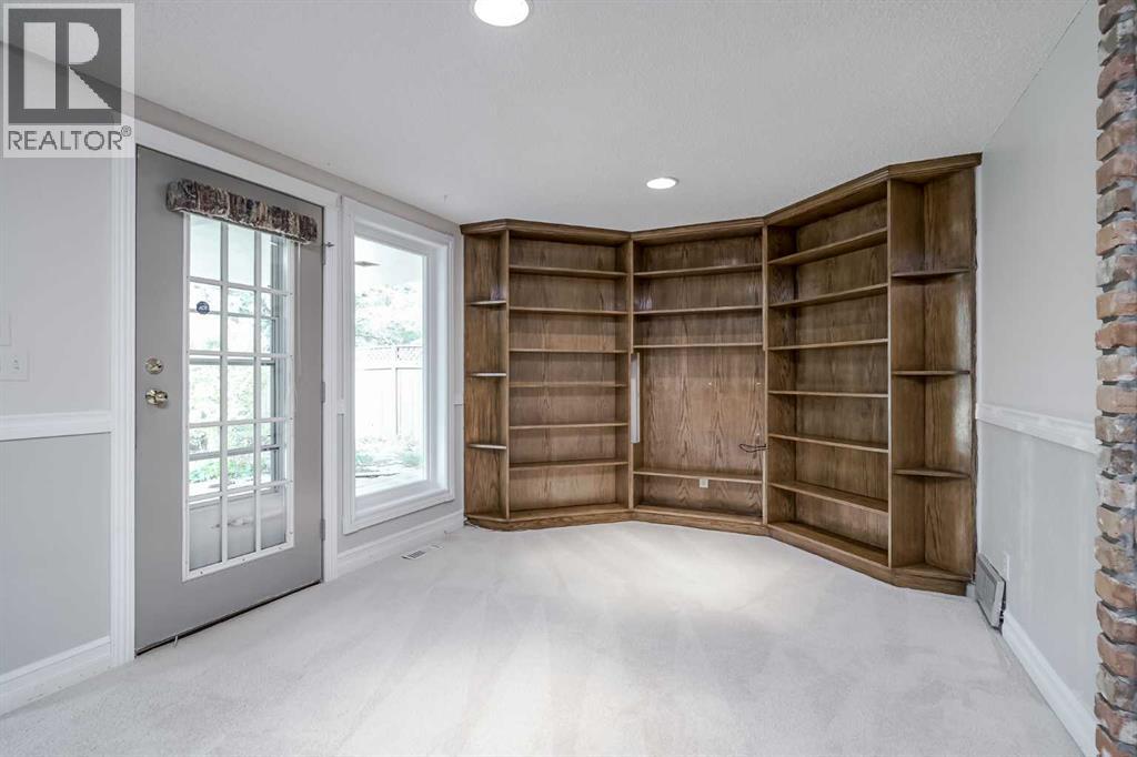 Single Family House Bungalow for Sale in  Hawkview Manor Place NW Hawkwood Calgary 