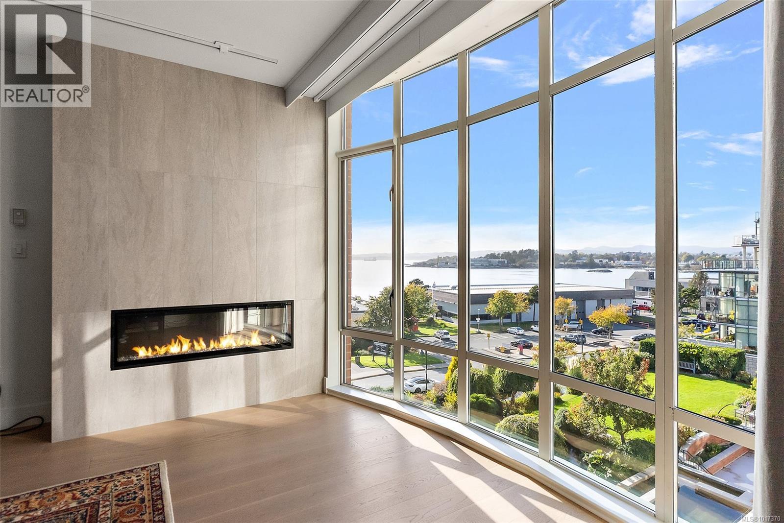 631 21 Dallas Road, Victoria