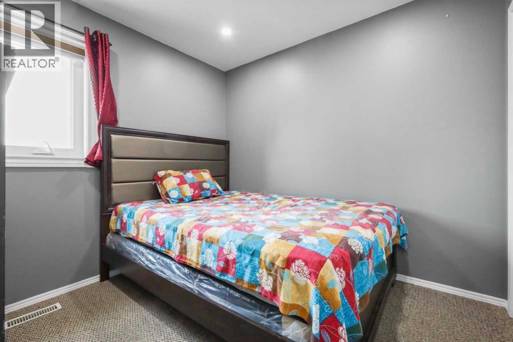 140 Coventry Green NE, Calgary, Alberta