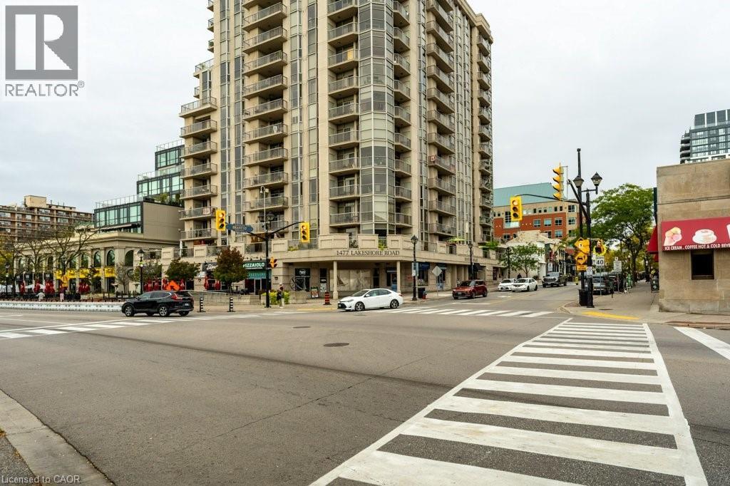 1477 LAKESHORE Road Unit# 702
