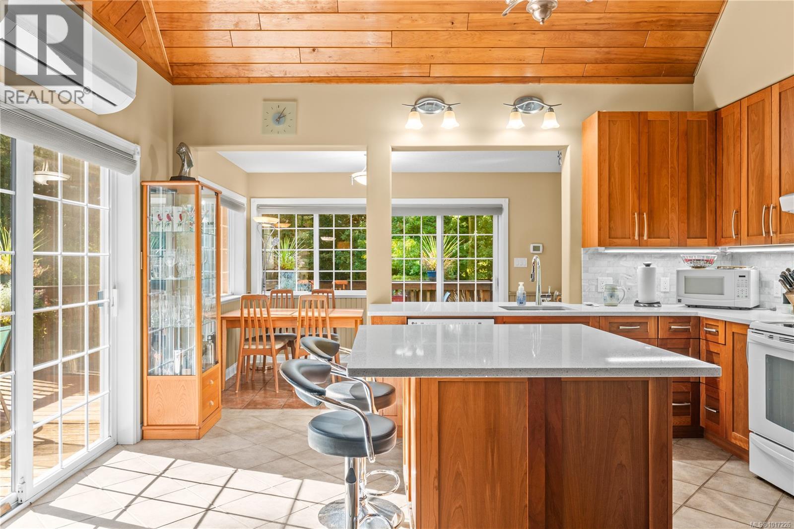 1811 Oyster Way, Gabriola Island