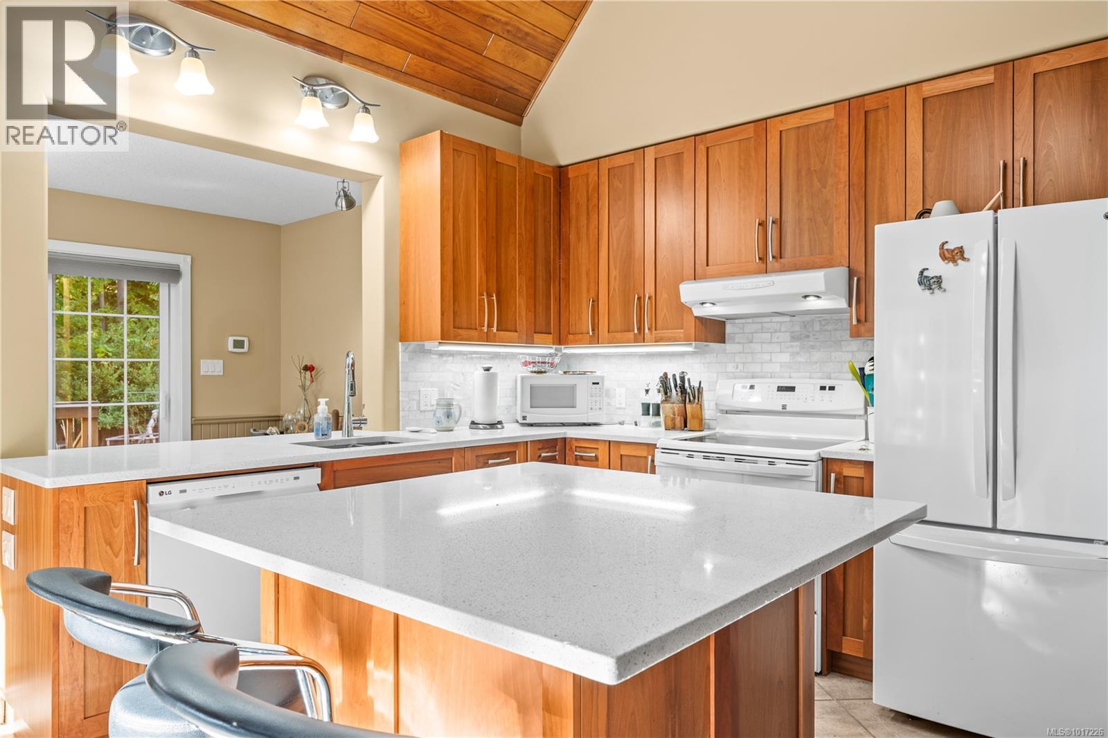 1811 Oyster Way, Gabriola Island