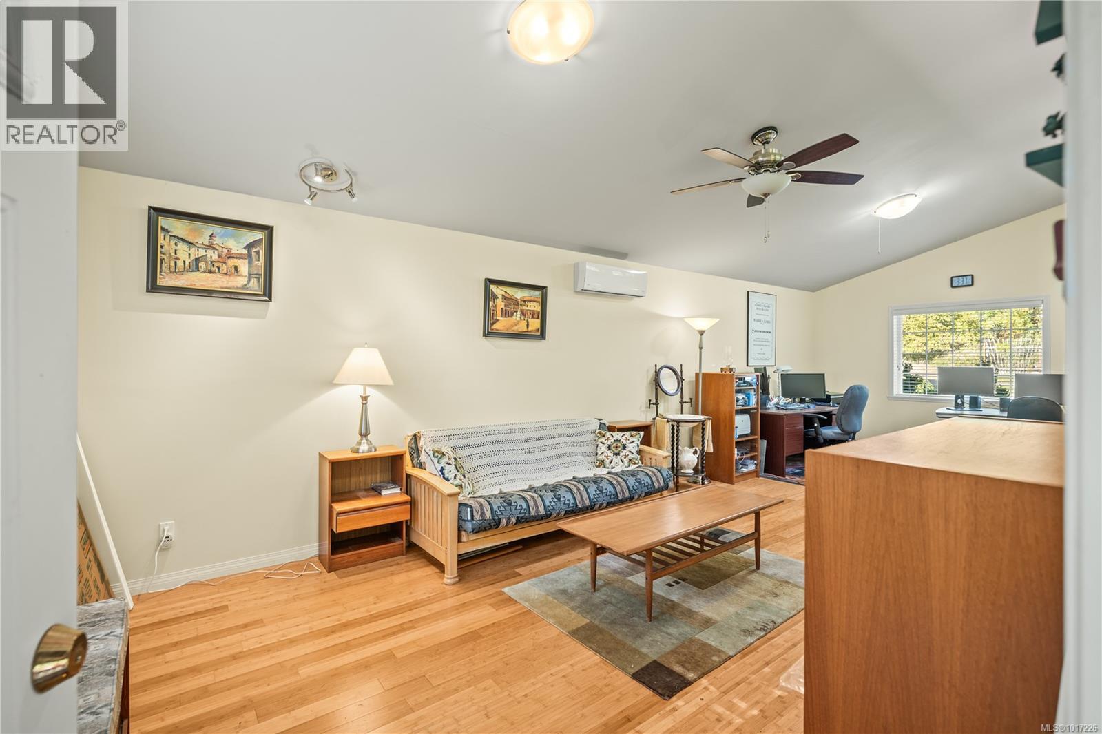 1811 Oyster Way, Gabriola Island