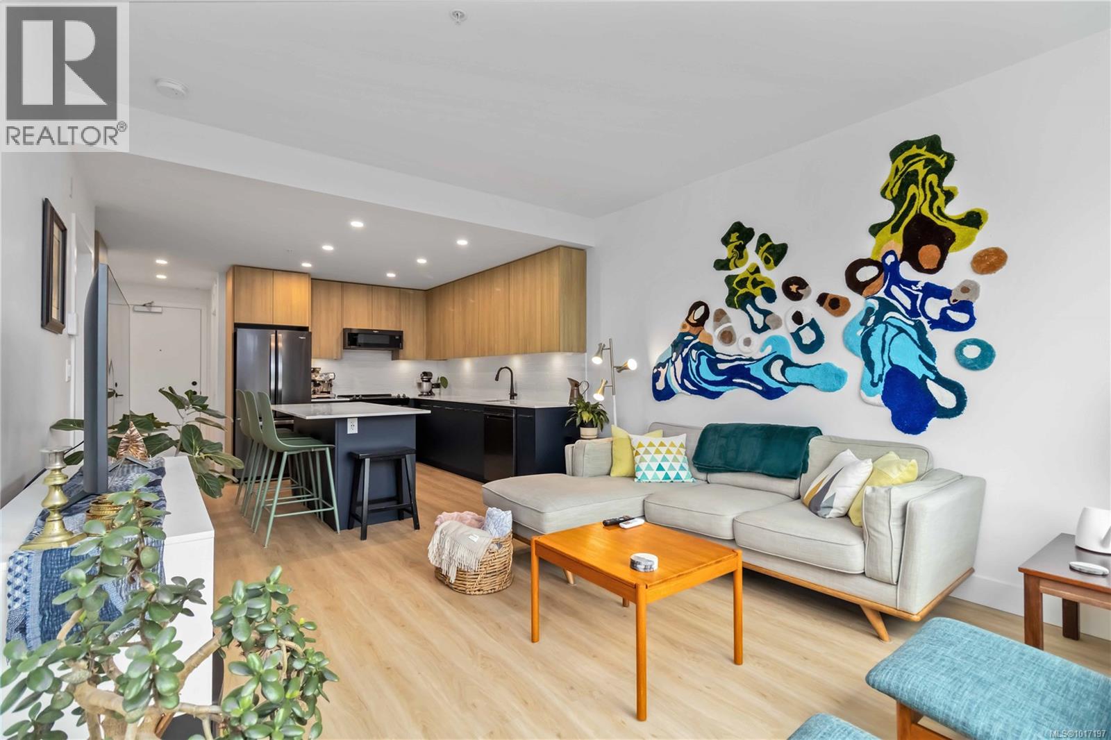 433 920 Reunion Avenue, Langford