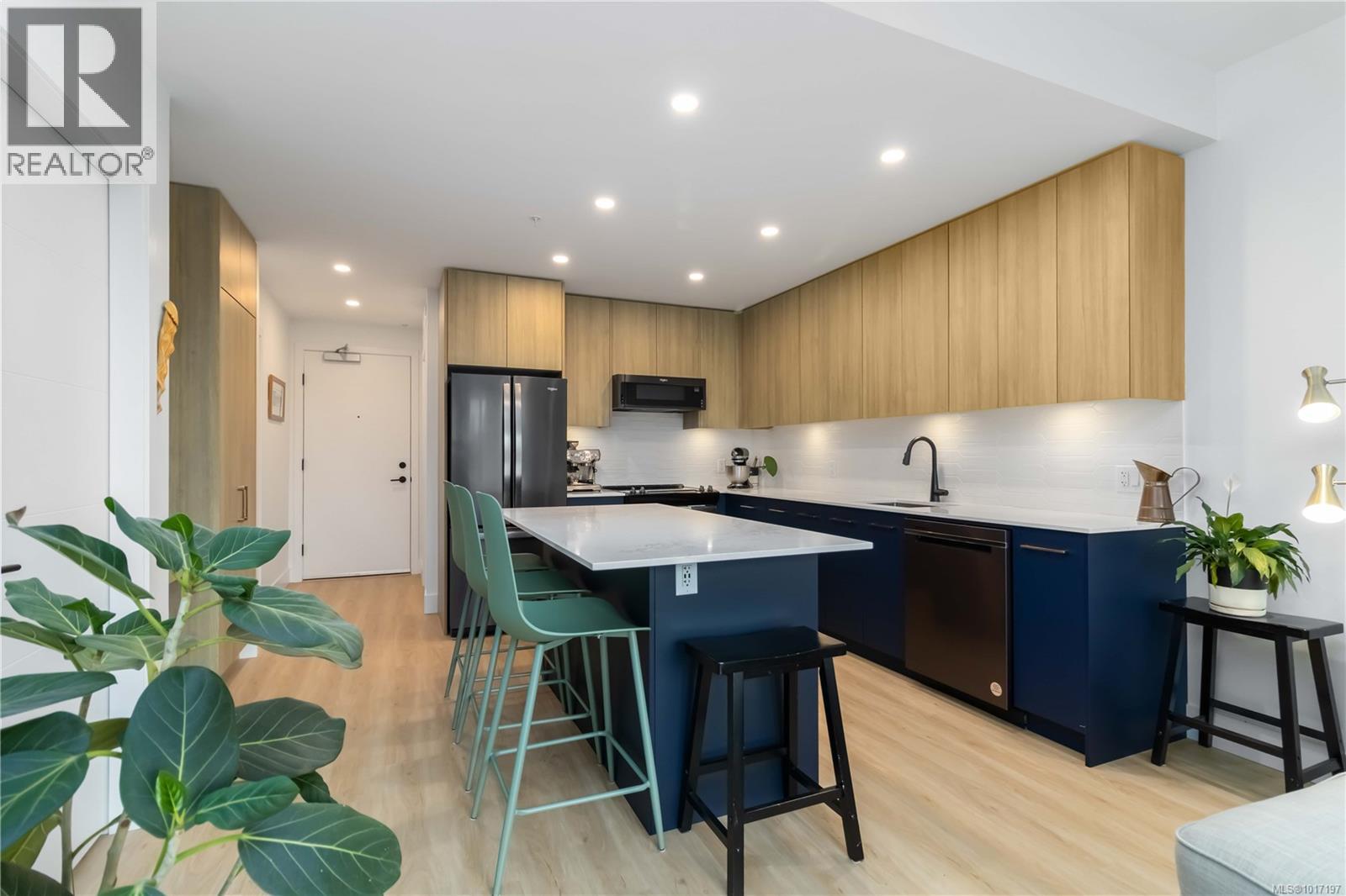 433 920 Reunion Avenue, Langford