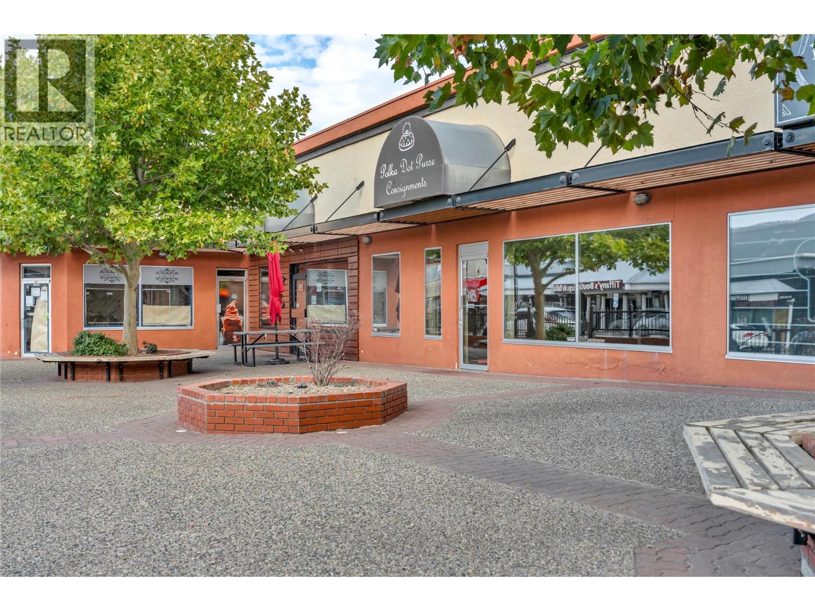 120 564 Main Street, Penticton