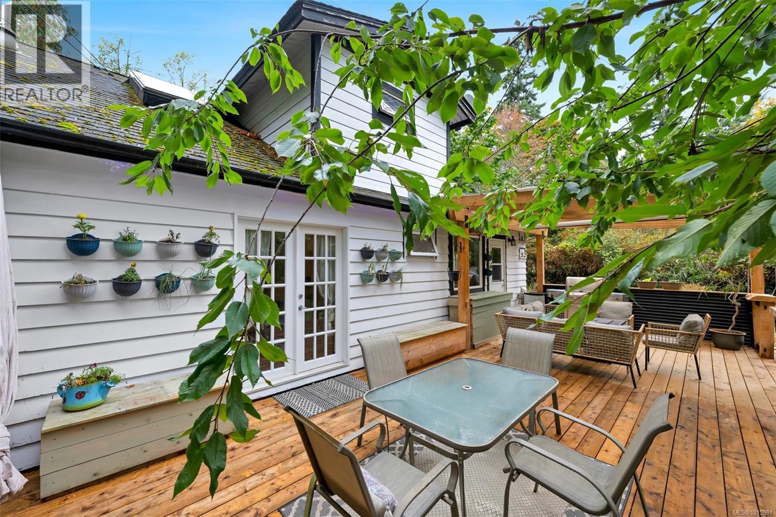 2127 French Rd S, Sooke