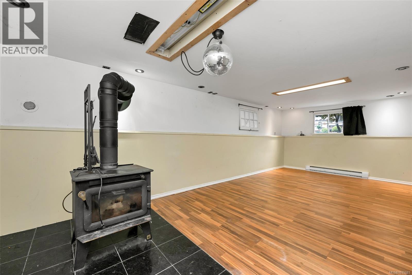 2127 French Rd S, Sooke