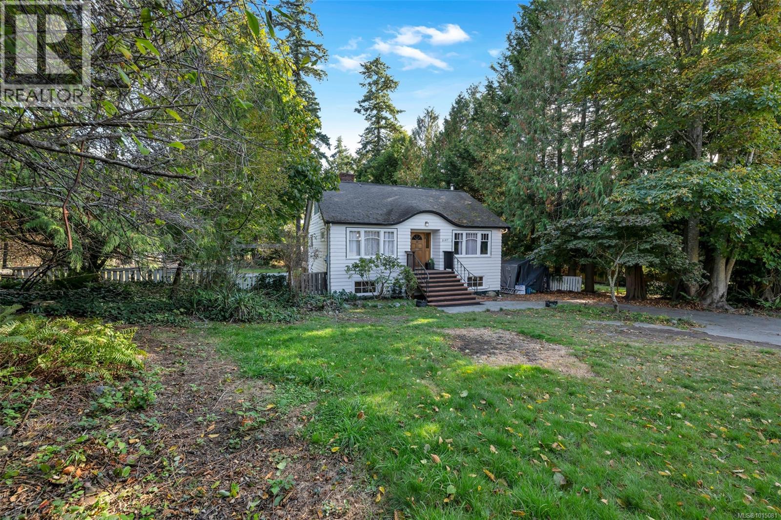 2127 French Rd S, Sooke