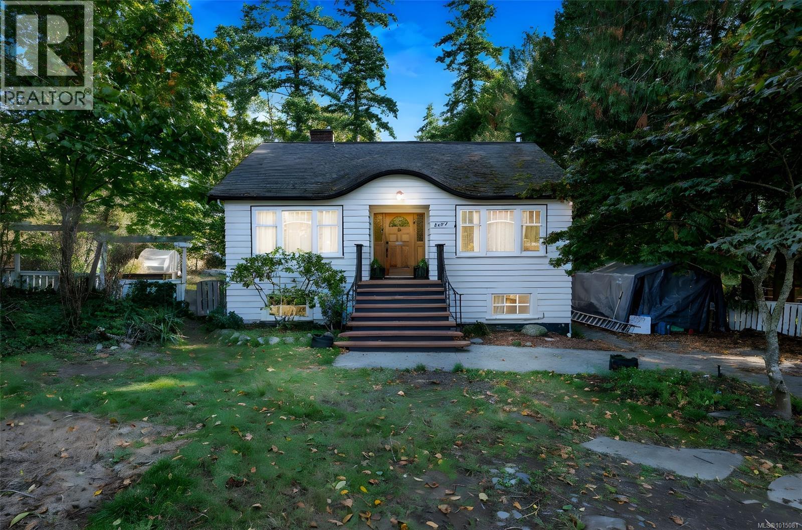 2127 French Rd S, Sooke