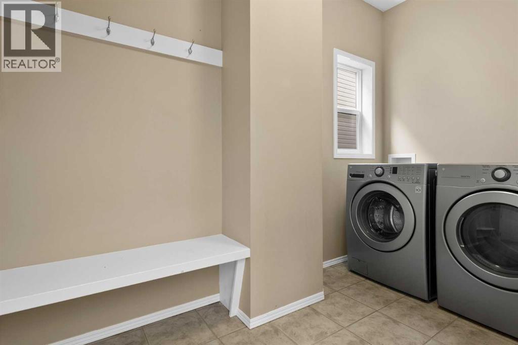 Single Family House for Sale in  Tuscany Ridge Crescent NW Tuscany Calgary 