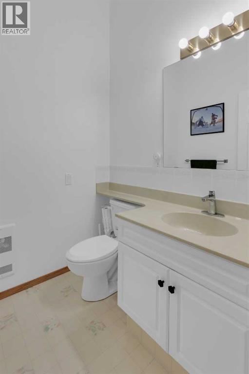 Single Family House Bungalow for Sale in  Christie Gardens SW Christie Park Calgary 