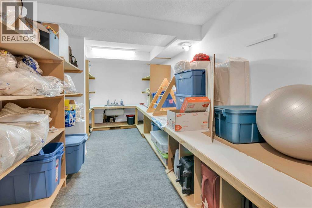 Single Family House Bungalow for Sale in  Christie Gardens SW Christie Park Calgary 