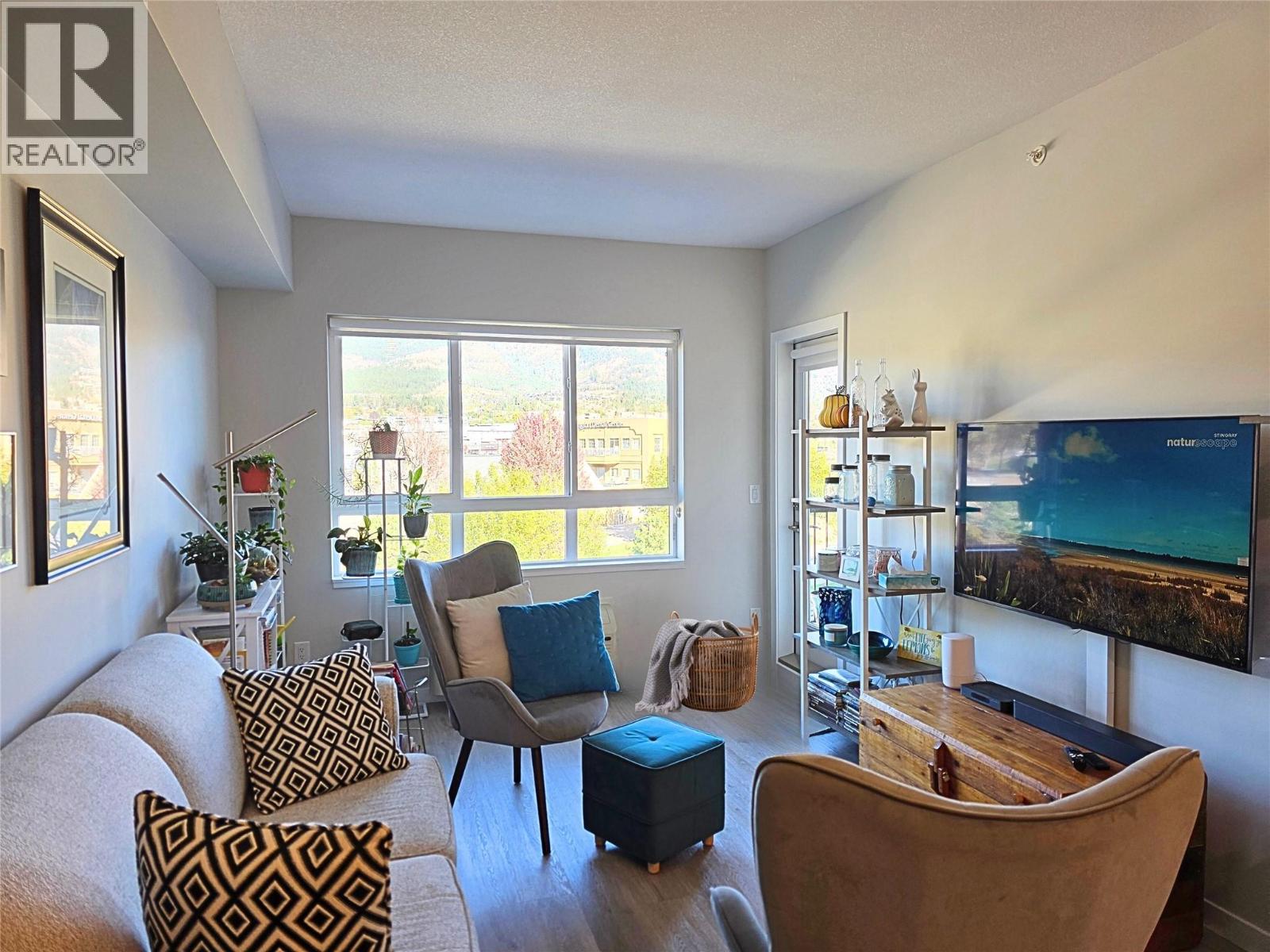 420 2301 Carrington Road, West Kelowna