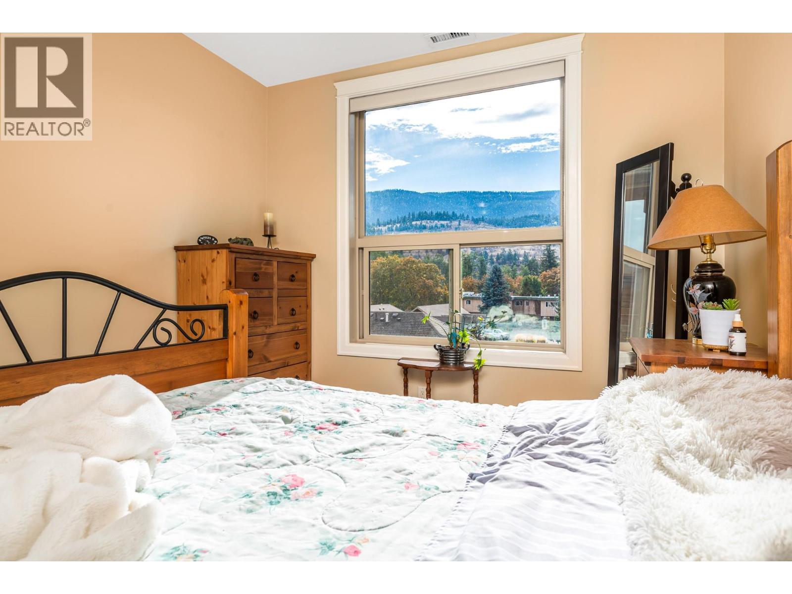 #212 9100 Mackie Drive - 17