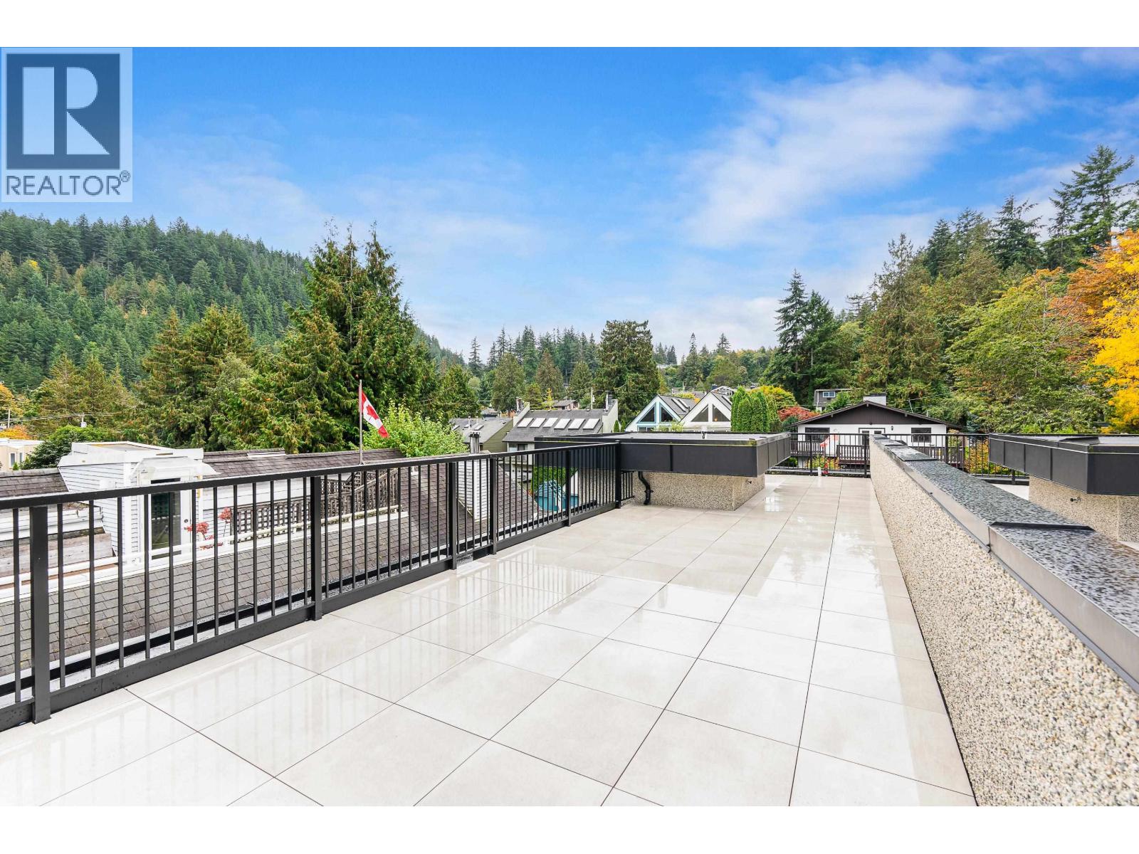 6458 BRUCE STREET, West Vancouver