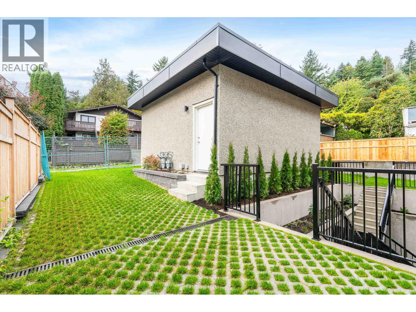 6458 BRUCE STREET, West Vancouver