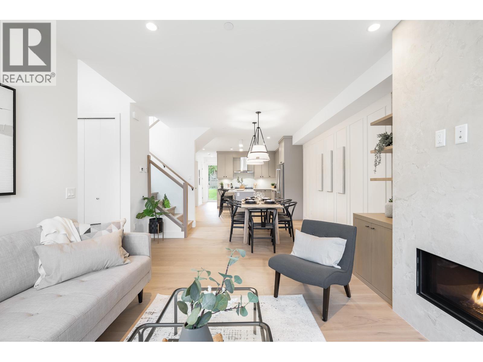 6458 BRUCE STREET, West Vancouver