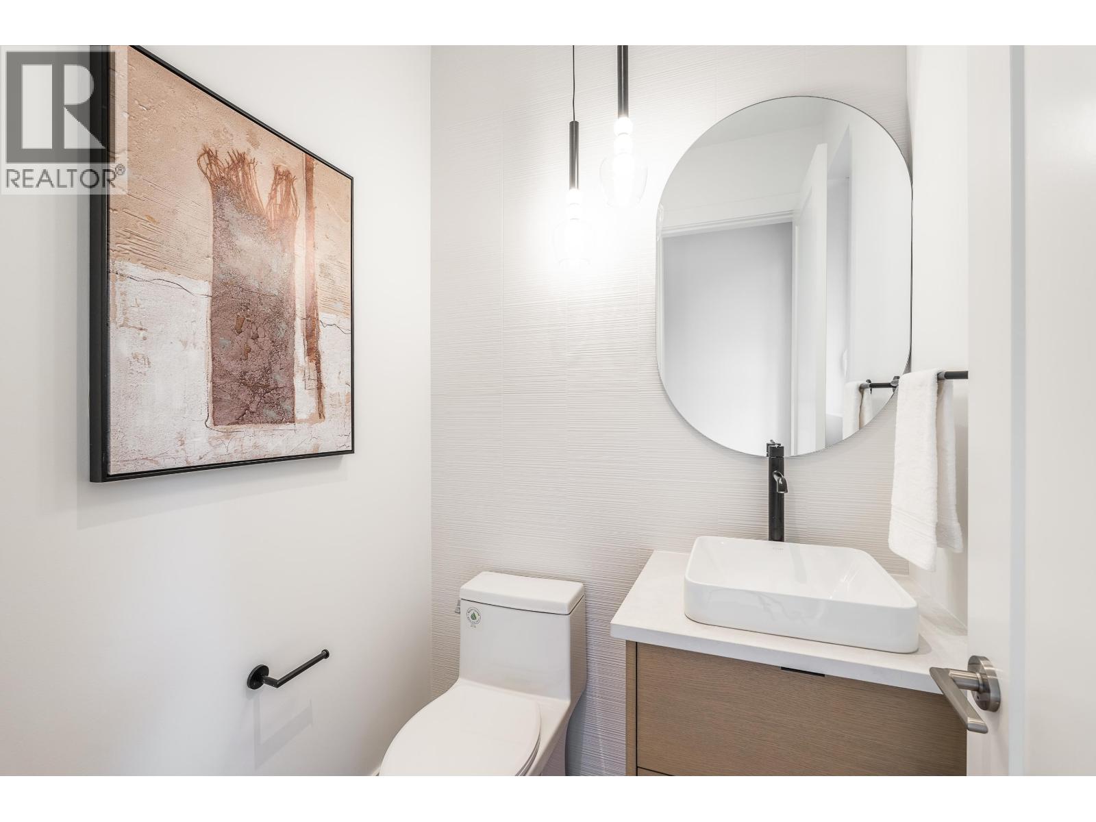 6458 BRUCE STREET, West Vancouver