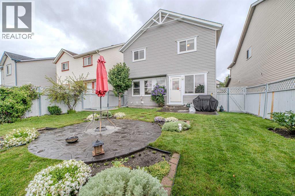 Single Family House for Sale in  Somerglen Common SW Somerset Calgary 