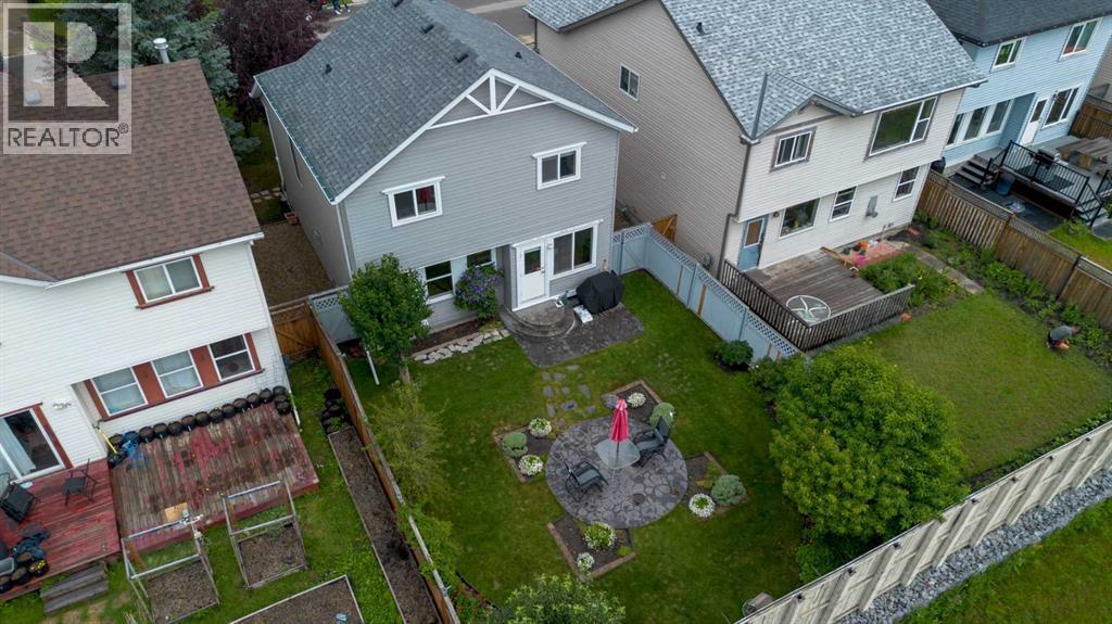 Single Family House for Sale in  Somerglen Common SW Somerset Calgary 