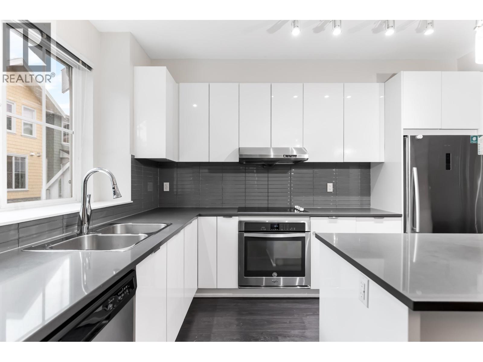 #71-5550 ADMIRAL Way, Ladner