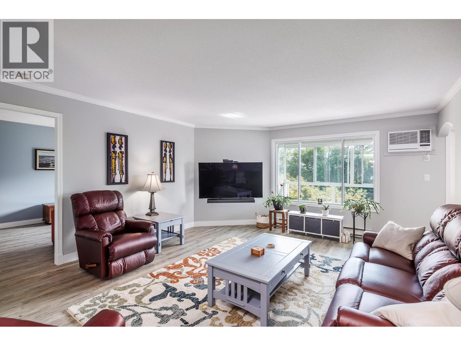 308 920 Glenwood Avenue, Kelowna