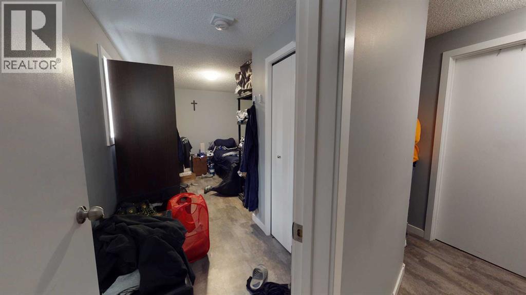 Single Family House Bi-level for Sale in  Ogden Road SE Ogden Calgary 