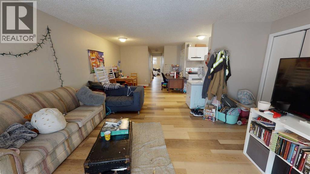 Single Family House Bi-level for Sale in  Ogden Road SE Ogden Calgary 