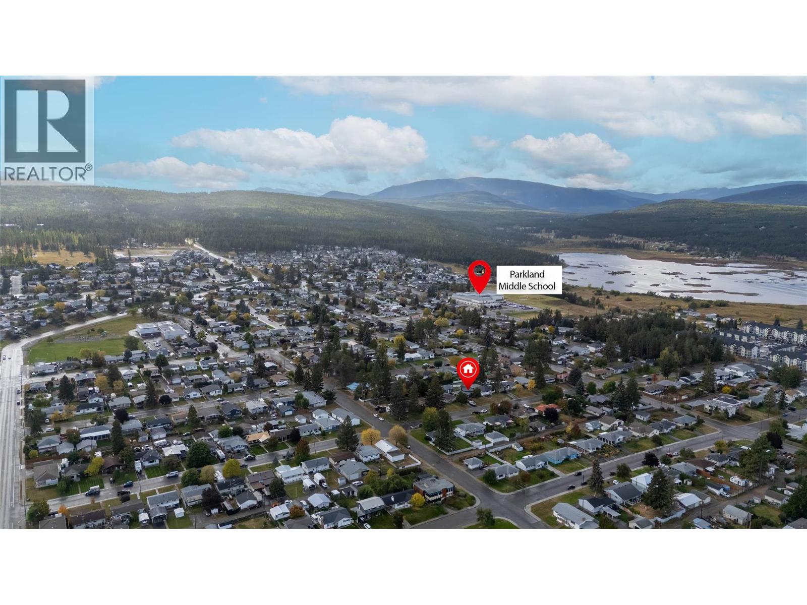 317 9th Street S, Cranbrook