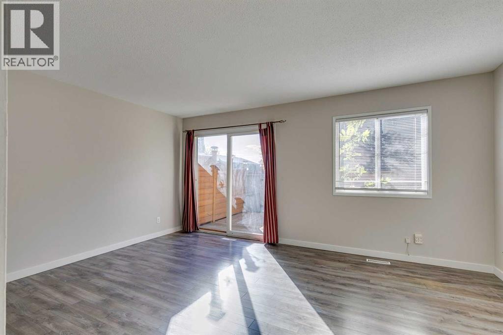 Single Family House for Sale in    Avenue SE Acadia Calgary 