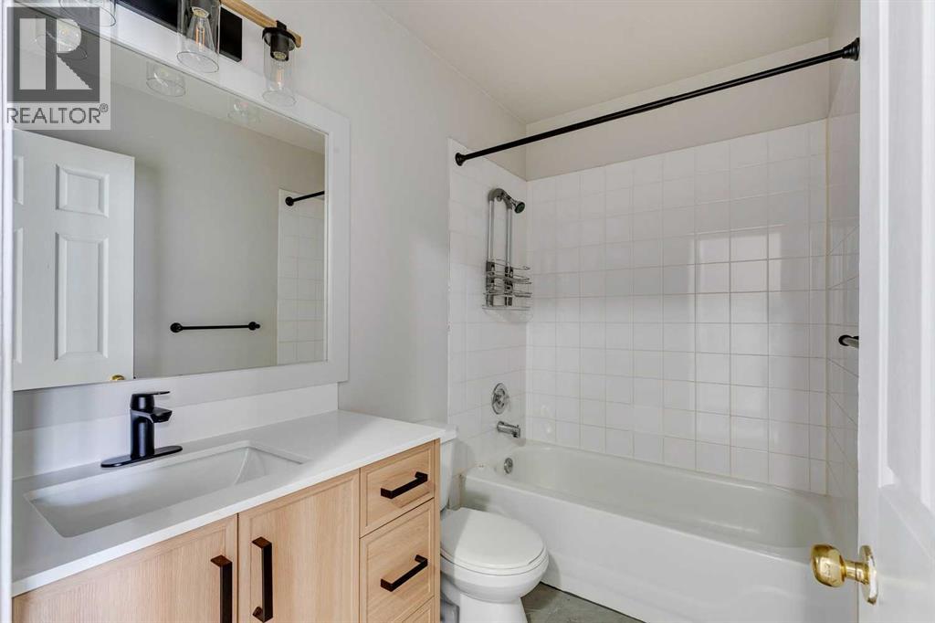 Single Family House for Sale in    Avenue SE Acadia Calgary 