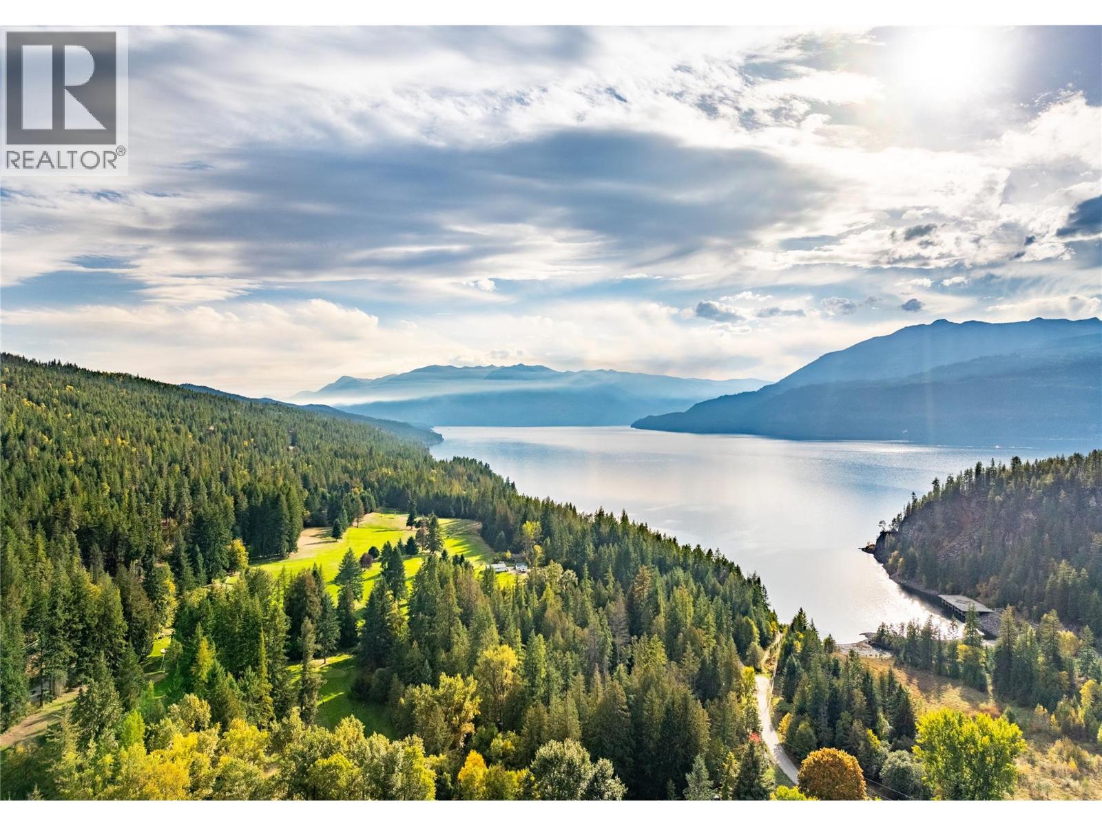 1529 RUSSEL AVENUE - 33