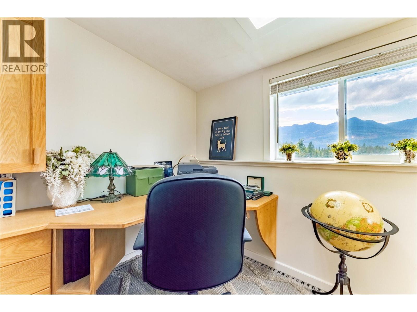 1529 RUSSEL AVENUE - 59